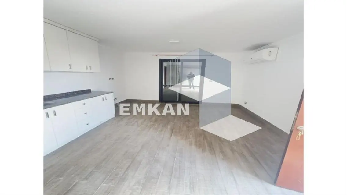 Penthouse for rent 4 rooms Westown  semi-furnished