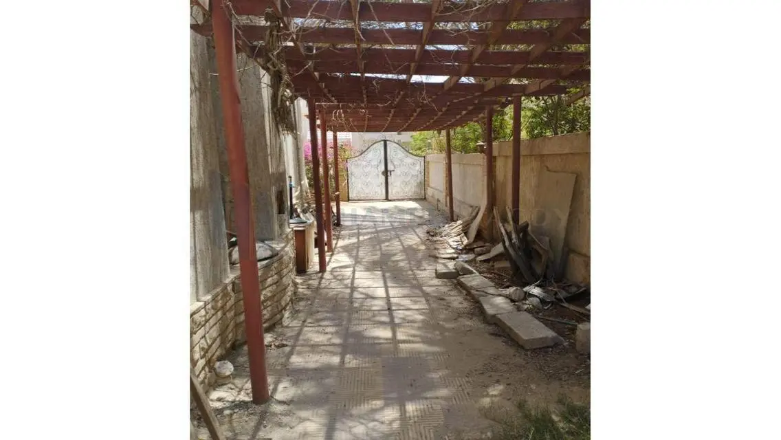 فيلا للبيع بكمبوند الصفوة سيتي كاملة التشطيب