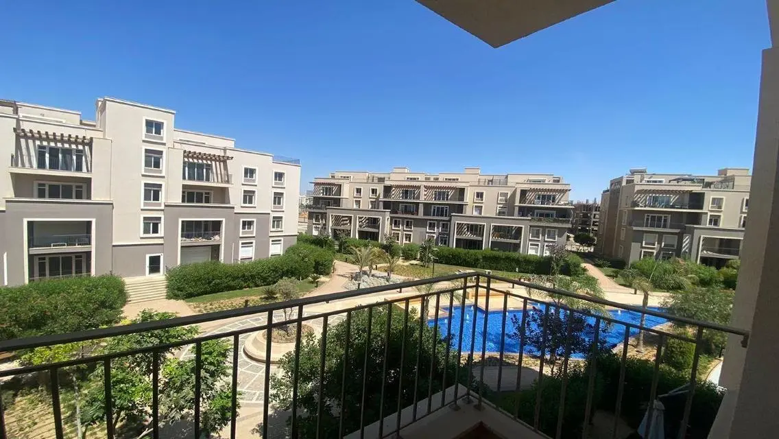 Apartment Overlooking Landscape View in Sodic