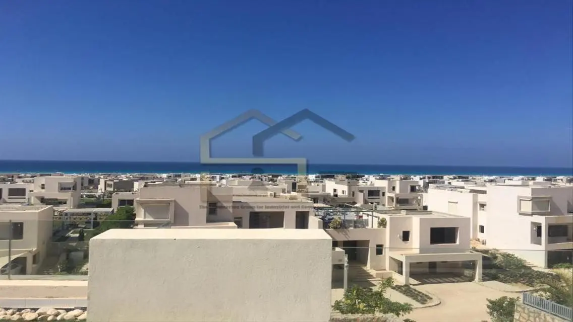 Standalone 4th Row Fully Finished Sea View 5BD