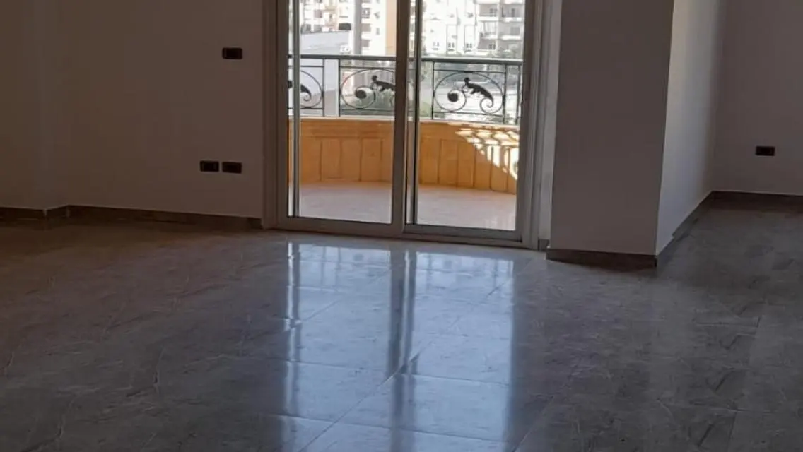 Luxury Apartment with Stunning View in Prime Location