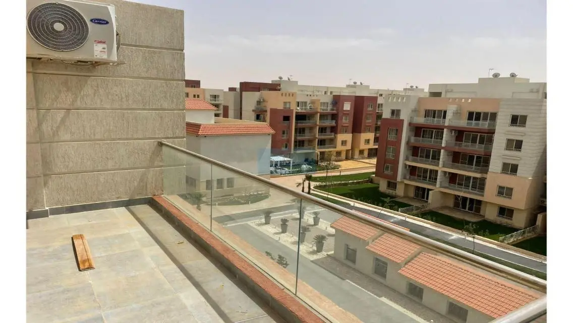 بنتهاوس للبيع 255م+133م رووف في بروميناد  ريزيدنس