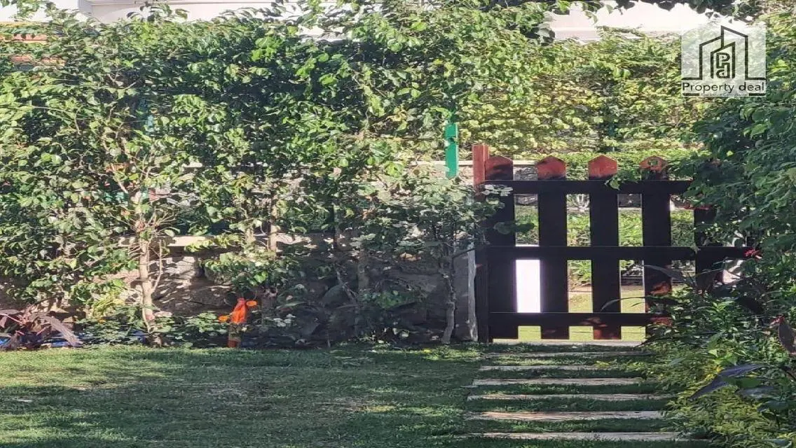 Amazing 4BR I Villa Garden for rent, lake view
