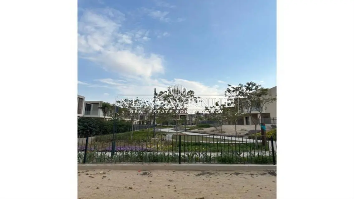 HOT PRICE - GROUND  FULLY FINISHED  PRIME LOCATION