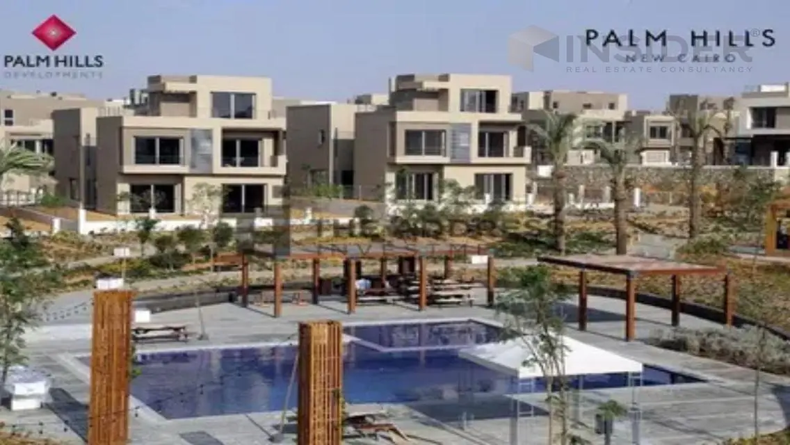 فلا فاخرة للبيع في موقع متميز