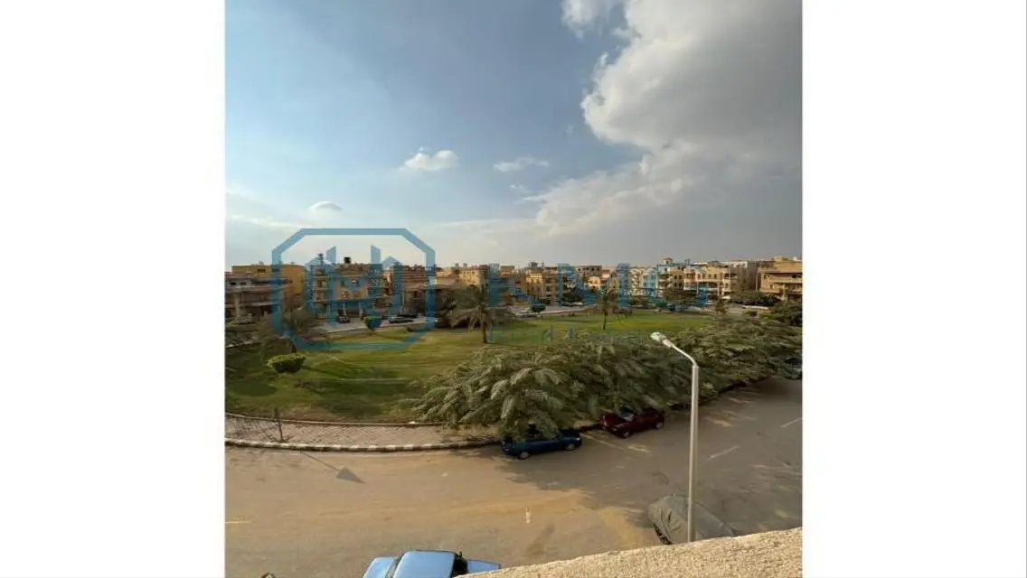 شقة فاخرة للبيع في قلب المدينة