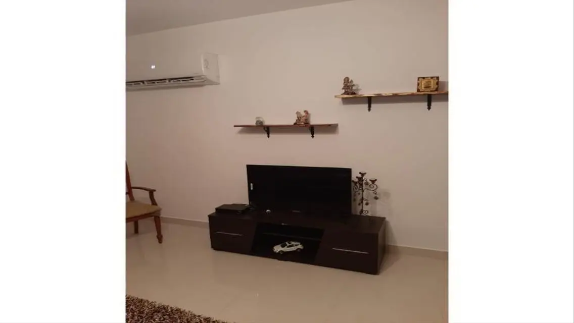 استوديو ايجار كمبوند ايزي لايف مفروش مكيف