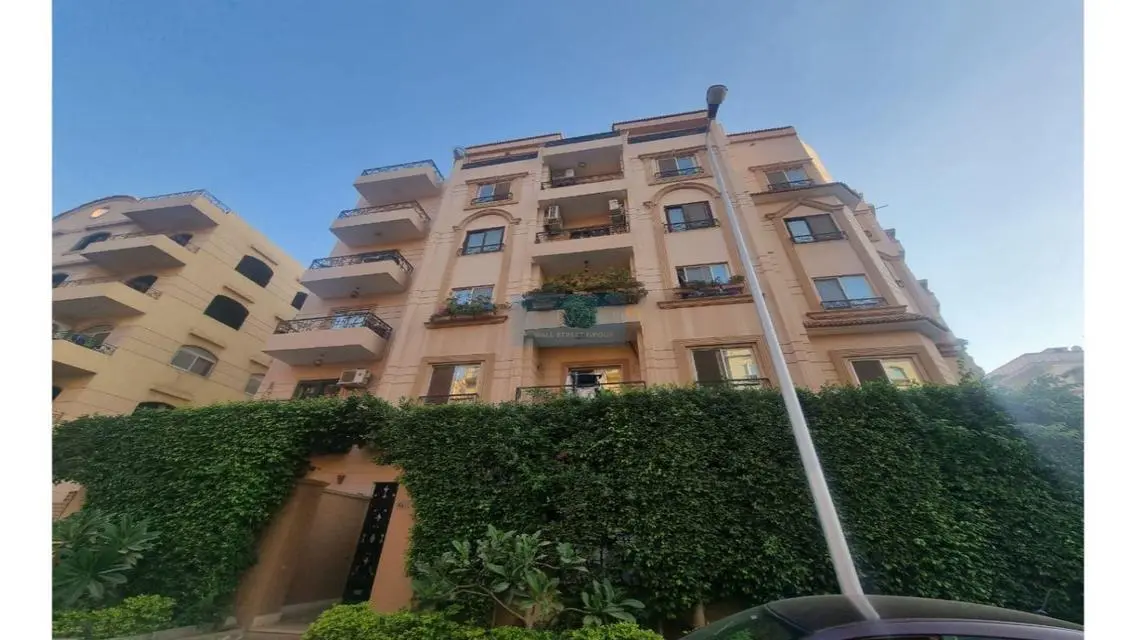 Luxurious Apartment with Balcony in the City Center