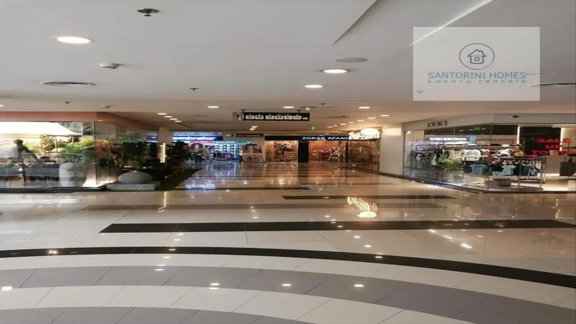 مساحه اداريه او تجاريه للايجار في ميراج مول