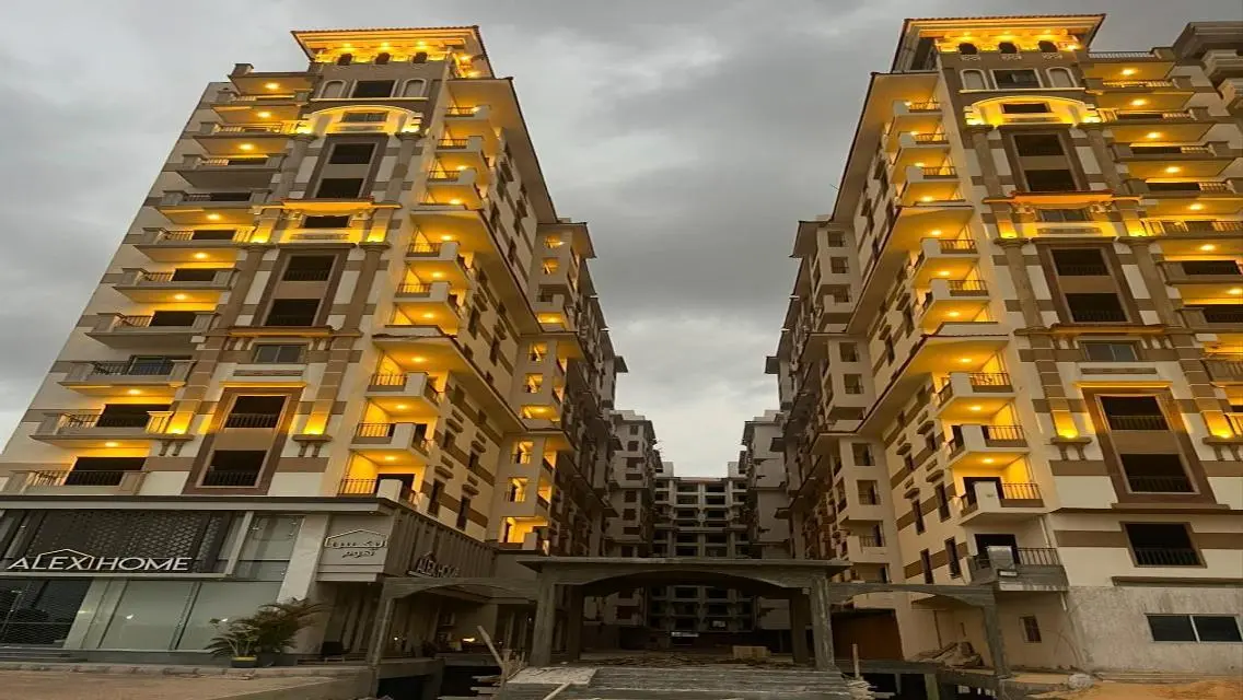للبيع فيلا برووف 290م ( نموذج واجهة بحري)