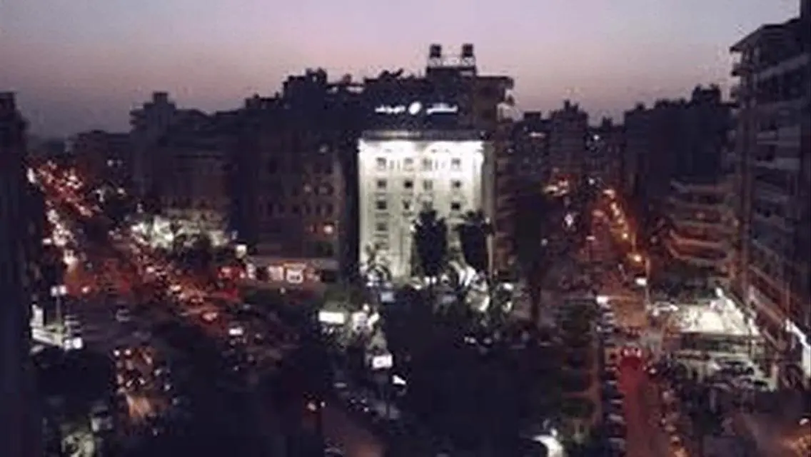 محل للبيع مقسم علي دورين متشطب و مترخص ارض الجولف