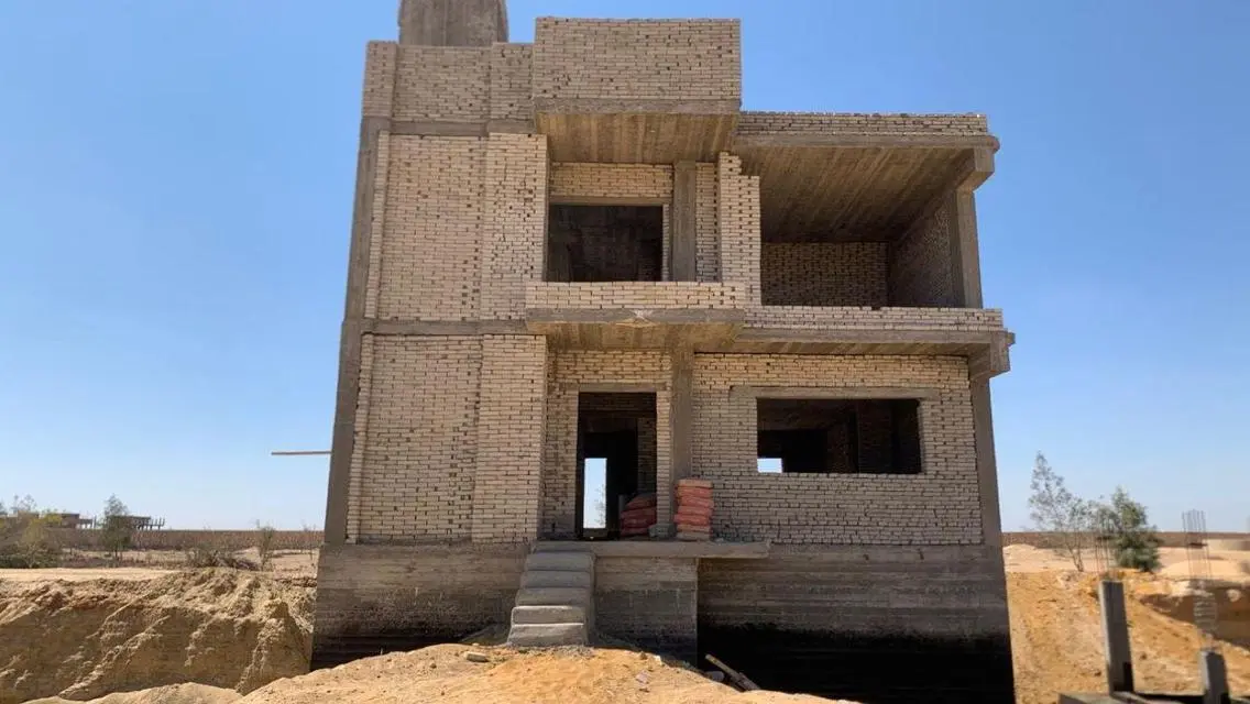 منزل فاخر مع حديقة ومسبح خاص
