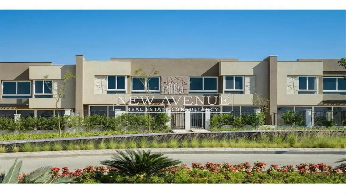 Town House Corner Ready To Move - Badya Palm Hills