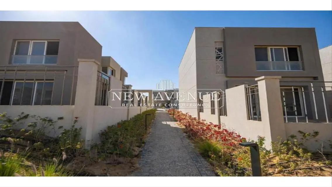 Town House Corner Ready To Move - Badya Palm Hills