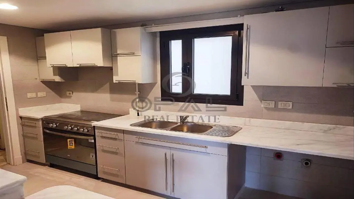 Duplex for rent in Westown ( 4bd+nanny - first use