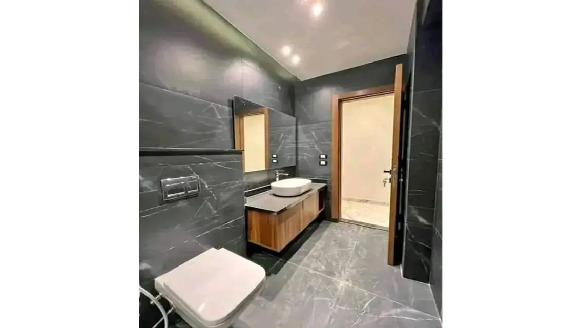 Luxury Apartment for Sale with Lake View