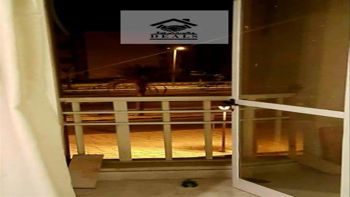 متاح للإيجار ٨٢متر B7  تشطيب خاص