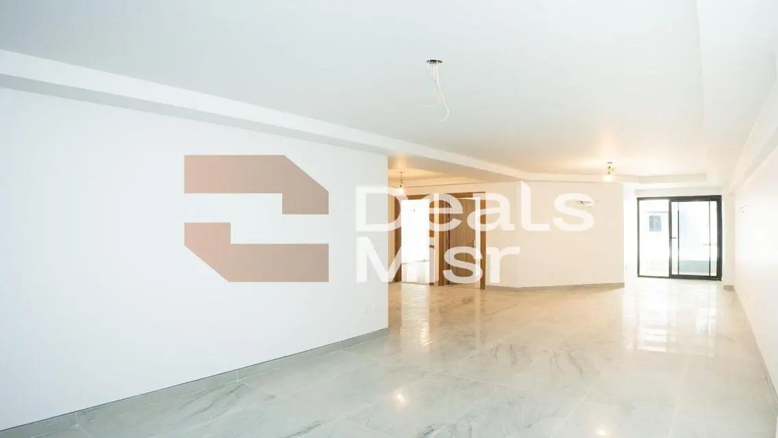 Luxury Apartment for Sale with Spacious Layout and Full Amenities