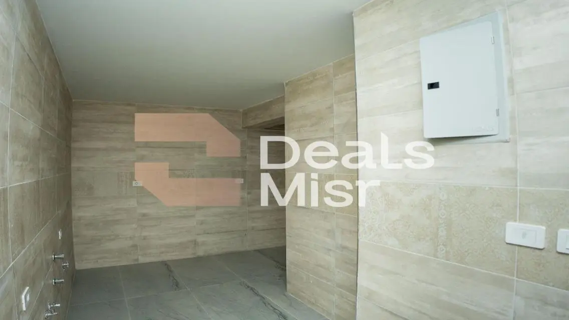 Luxury Apartment for Sale with Spacious Layout and Full Amenities