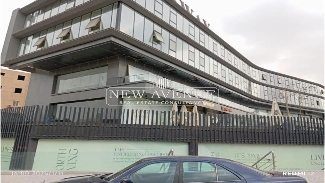 Commercial retail for rent fully finished, prime location
