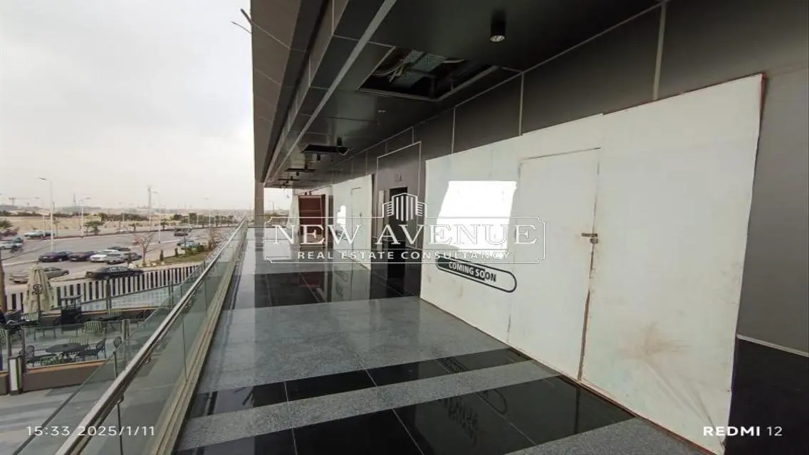 Commercial retail for rent fully finished, prime location