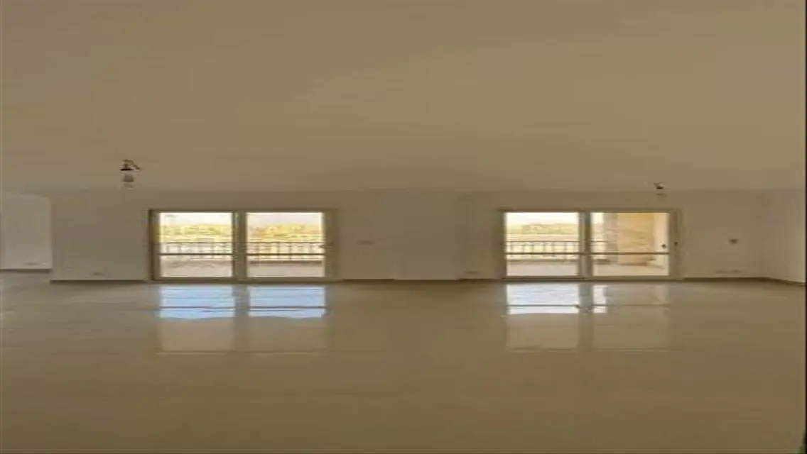 شقة رائعة للإيجار بحي متميز
