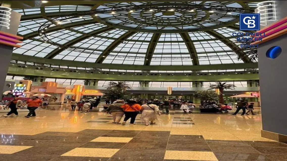 Shop  Fully Finished For Sale In Open Air Mall