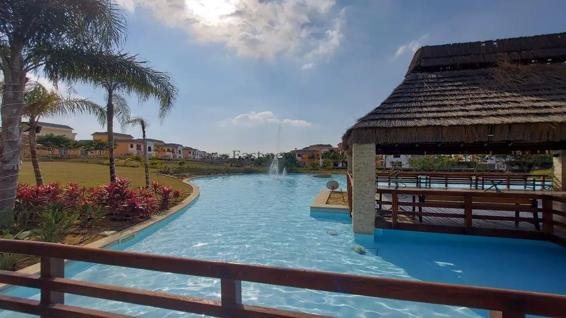 Luxurious Home with All Amenities