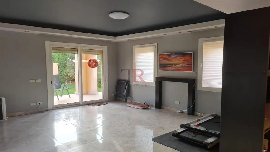 Luxurious Villa with Private Garden and Shared Pool