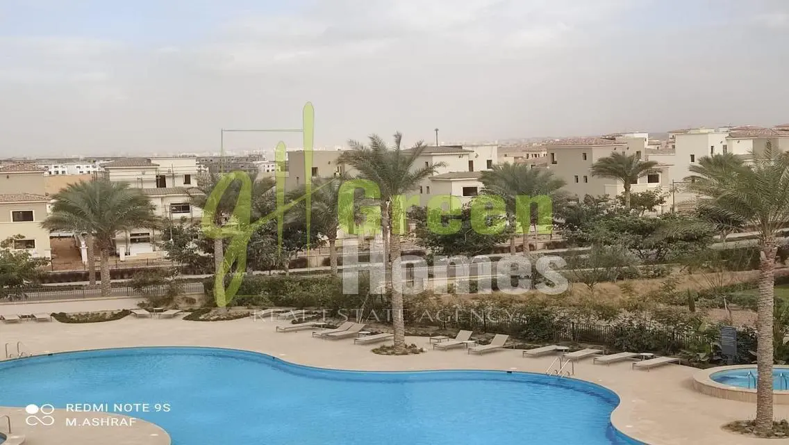 شقة للبيع بموقع مميز وفيو لاندسكيب