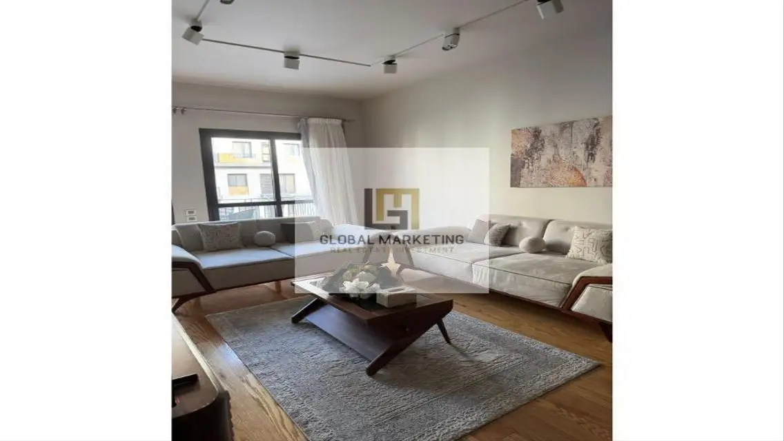 Luxurious Apartment with Premium Amenities in Ideal Location