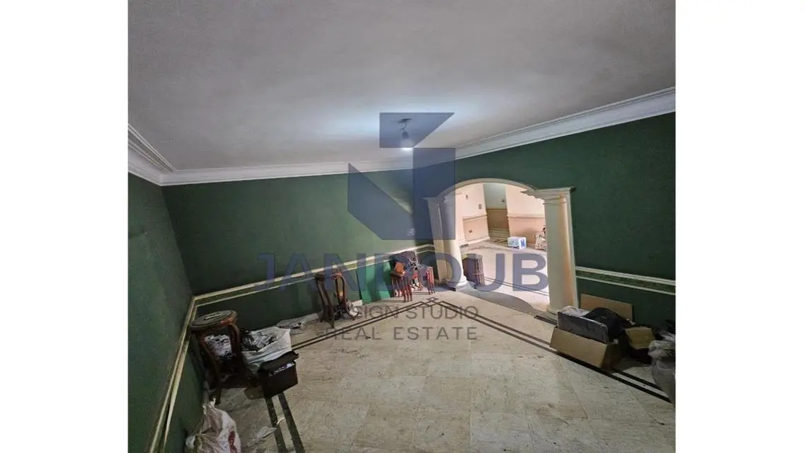 For Sale: Stunning Apartment in Florida Mall