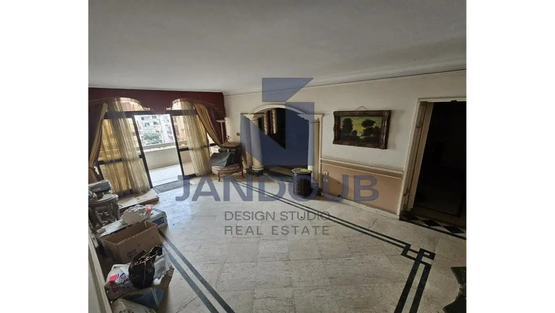 For Sale: Stunning Apartment in Florida Mall