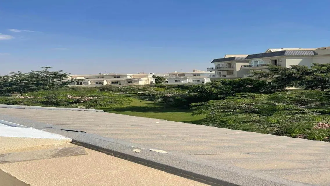 للبيع  اي فيلا جاردن  بكمبوند ماونتن فيو اكتوبر