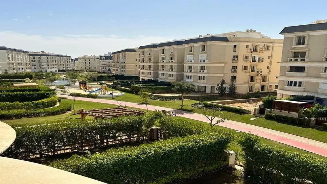 للبيع  اي فيلا جاردن  بكمبوند ماونتن فيو اكتوبر