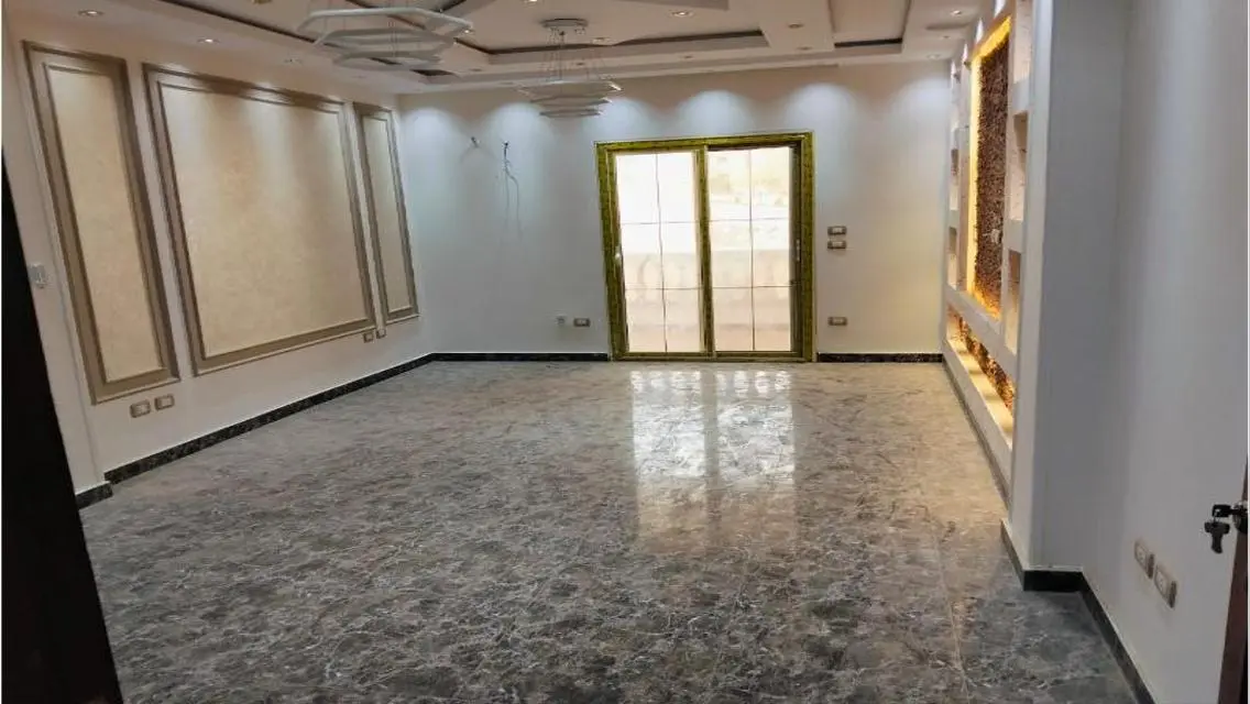 فيلا للبيع كمبوند لافيدا البستان 7شقق متشطبين