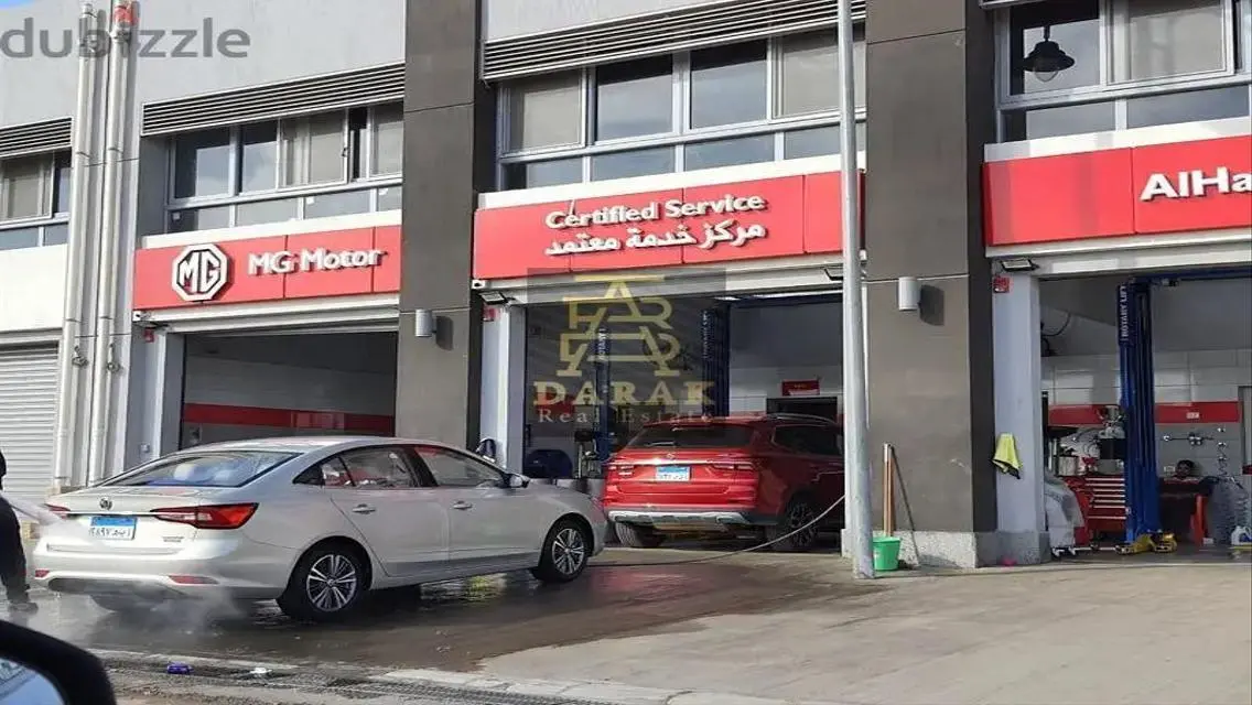 مركز صيانة وغسيل سيارات للبيع بمدينتي الكرافت زون