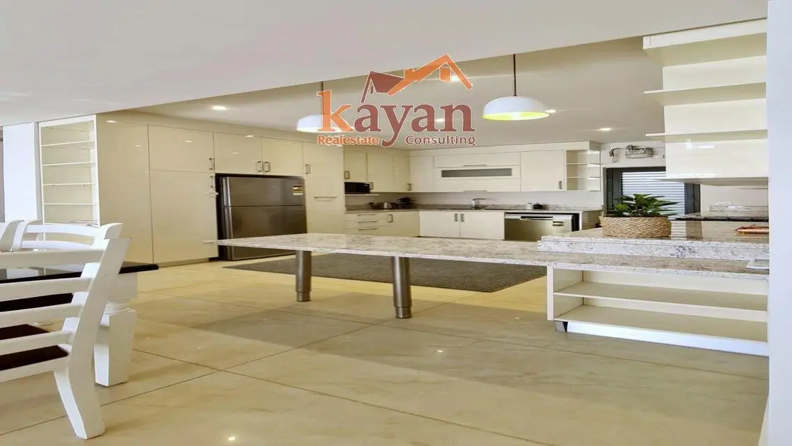 Furnished apartment for rent in Lake View