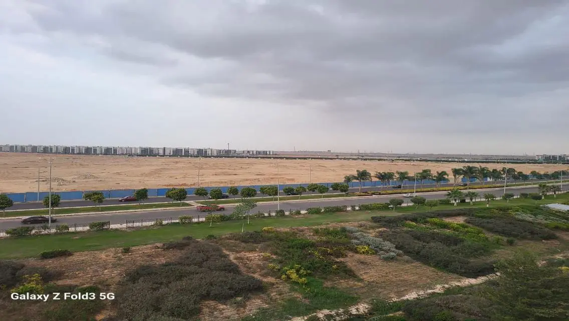 شقة للايجار المفروش فى مدينتى 165م 3غرف 3حمام فيو 
