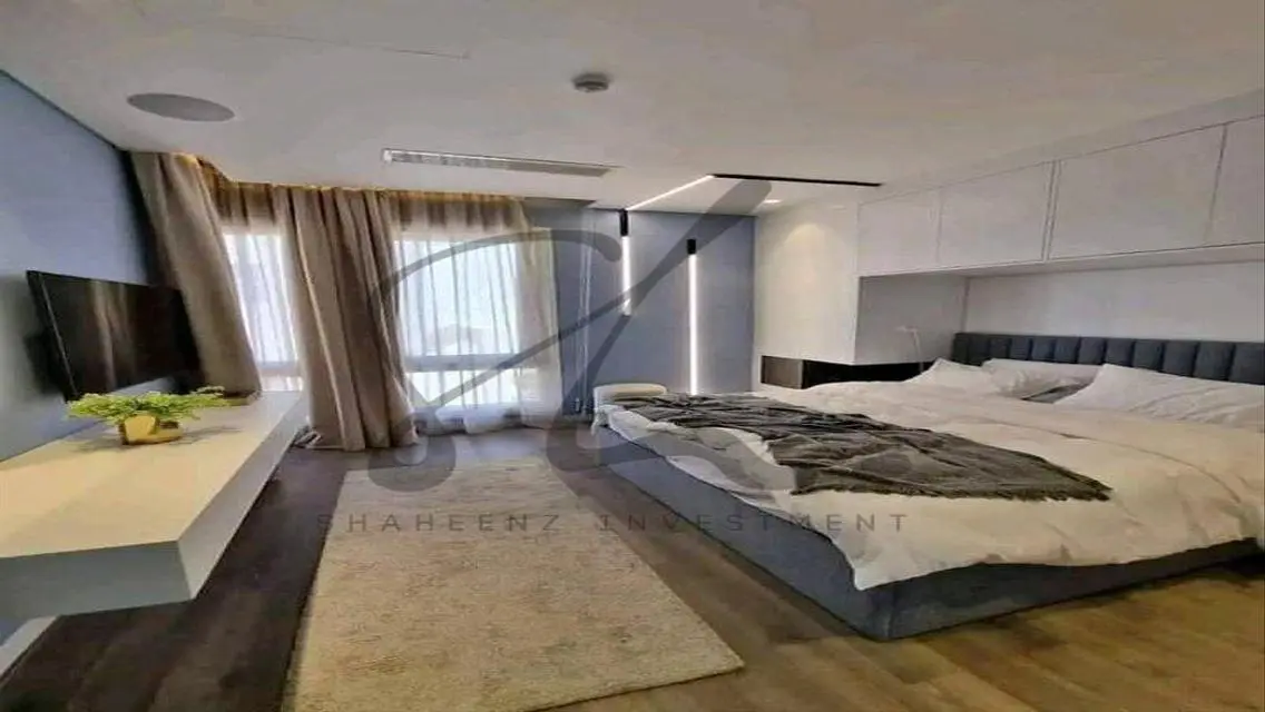 Swan Lake - Luxurious Home for Rent