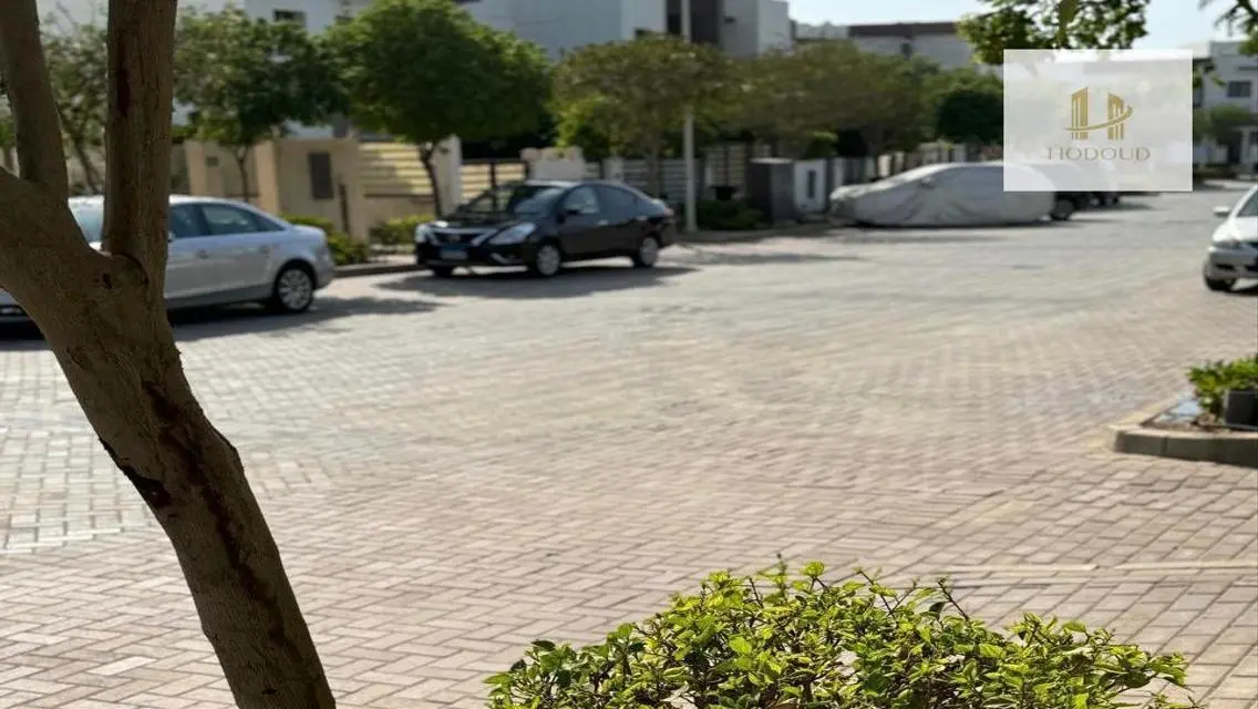 شقة فاخرة بالإيجار بمساحة 160 متر