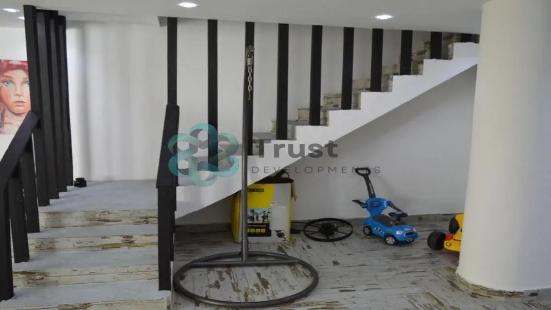 Large duplex for sale in the 7th district - Sheikh