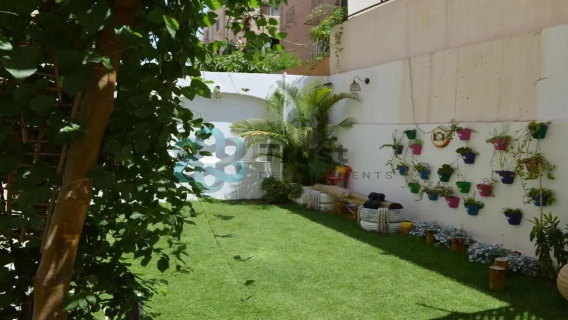 Large duplex for sale in the 7th district - Sheikh