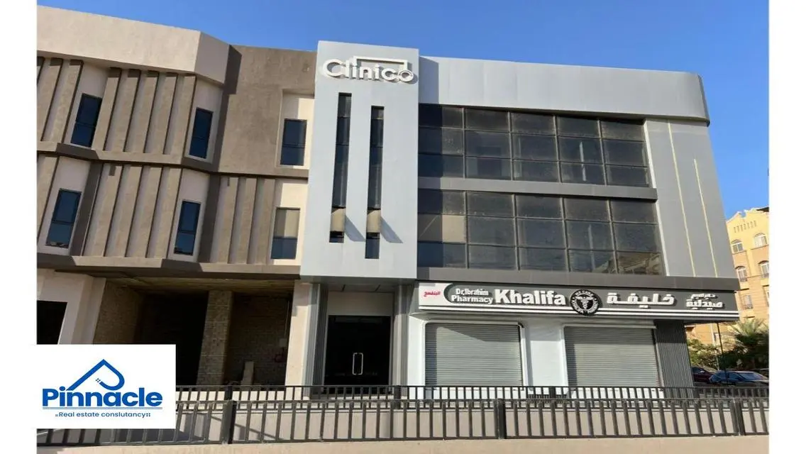 عياده للايجار تشطيب كامل بالتكيفات 39 متر