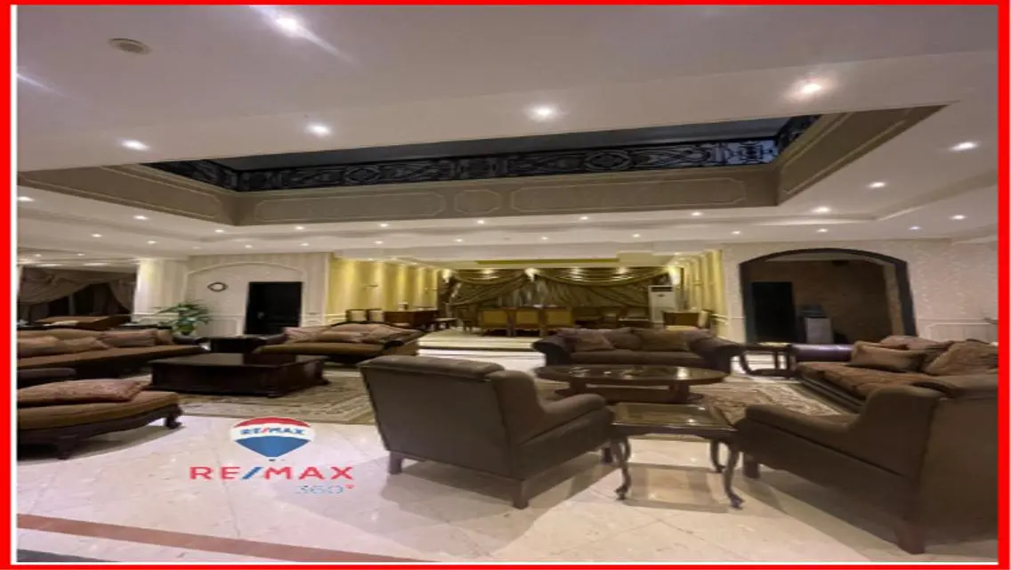 Premium palace with an attached villa and pool   .