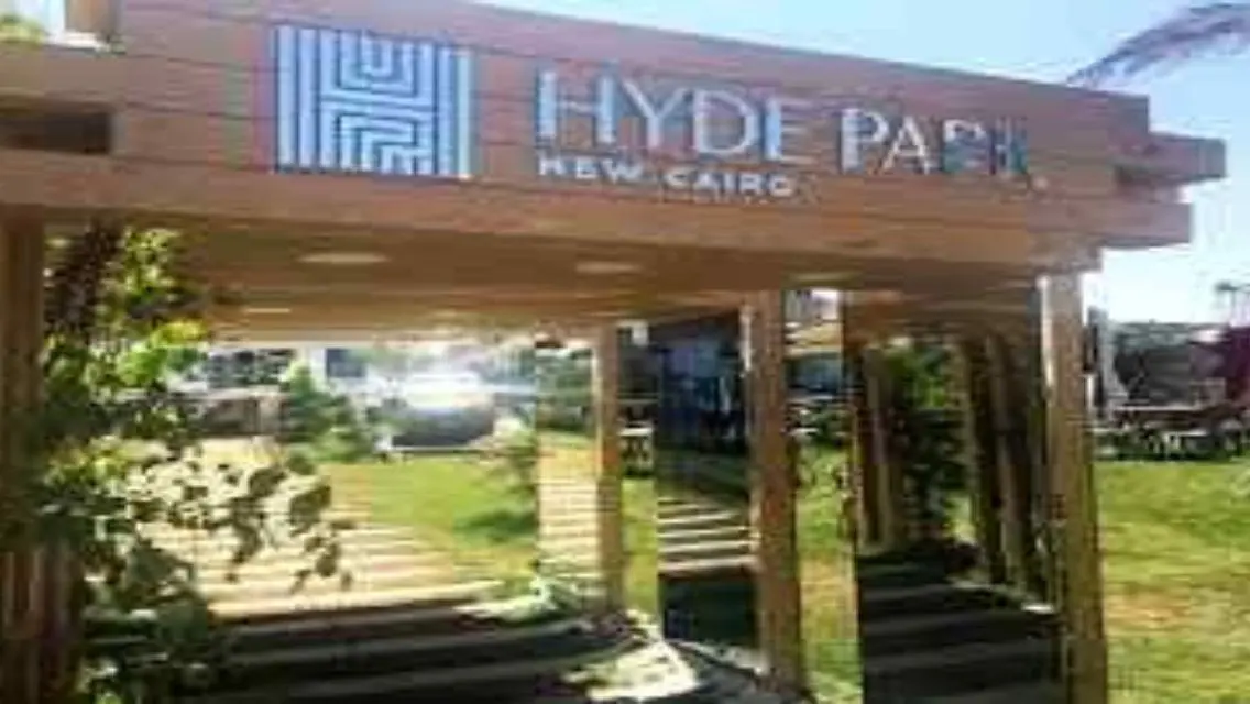 fully finished villa in Hyde park for sale