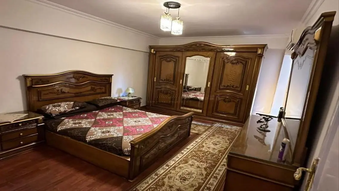 prime location, 5 Minutes from Concord Plaza