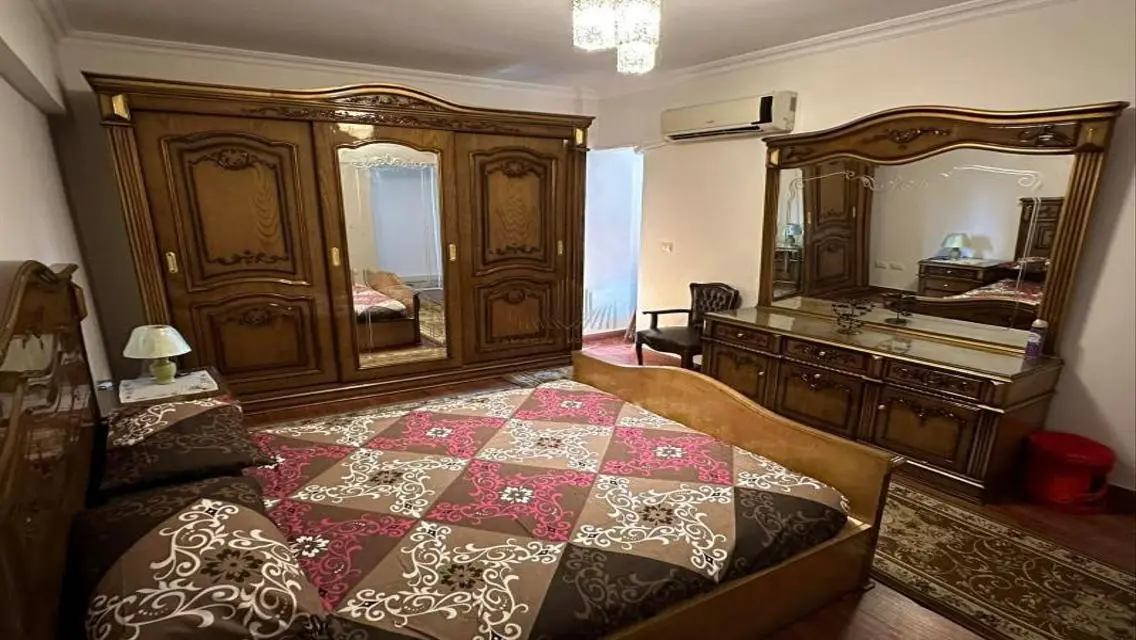 prime location, 5 Minutes from Concord Plaza