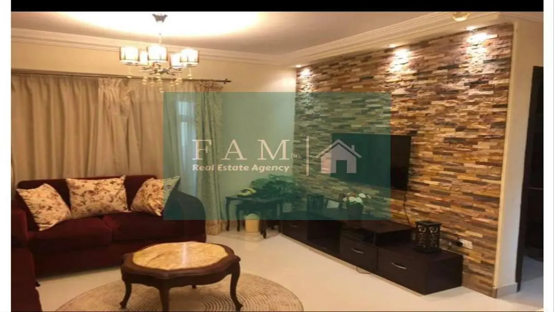 Stunning Apartment in South Park - 400 sqm