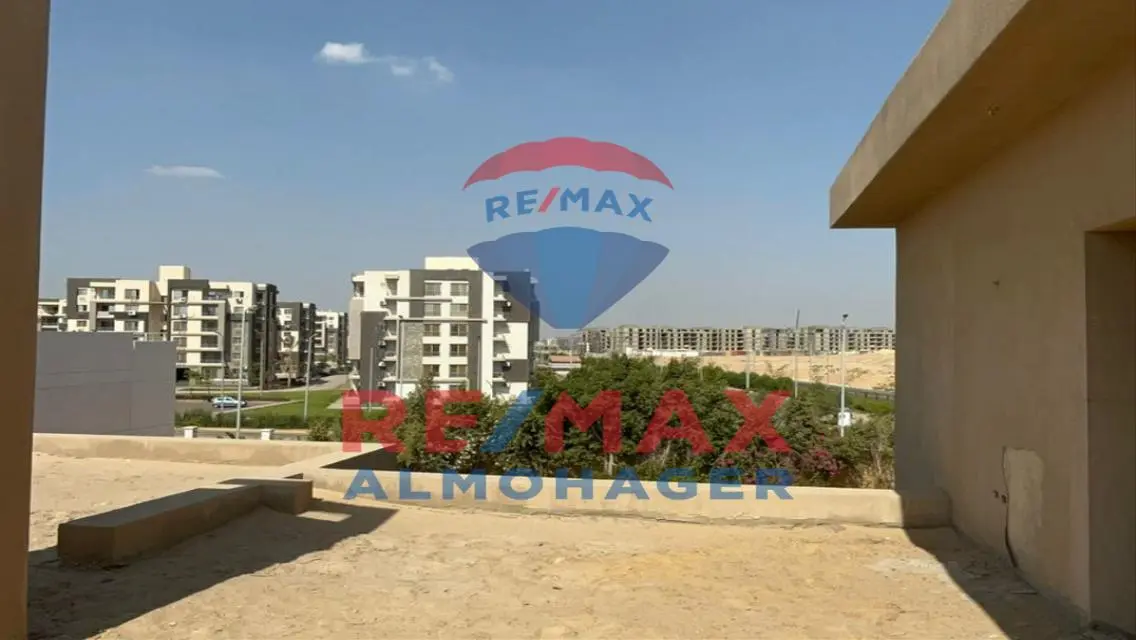 Resale: 65% Finished Villa w Private Pool in Tara
